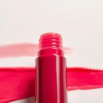 wie hält lipgloss länger